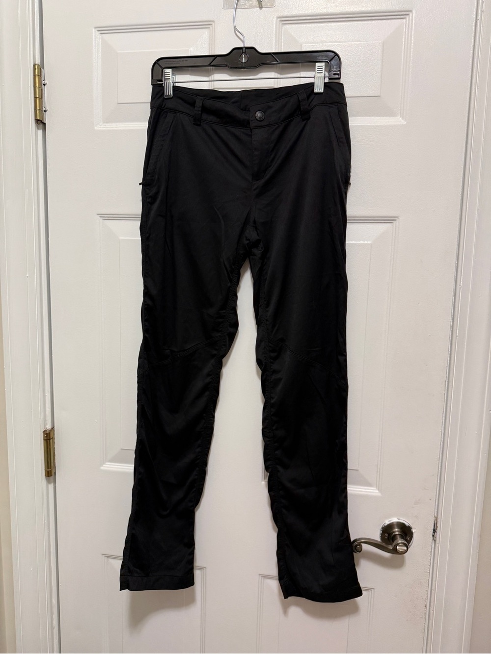The North Face Unisex Summer Black sport Pants, in great conditions